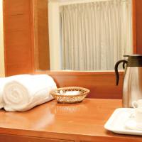 Двухместный (Deluxe Room AC) отеля Atlaantic Inn, Бангалор