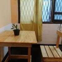 Номер (Кровать в общем 4-местном номере для мужчин и женщин) отеля Mazz Homestay, Негомбо