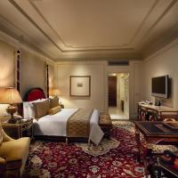 Двухместный (Royal Club Room with Lounge Access including cocktail hours) отеля The Leela Palace New Delhi, Нью-Дели