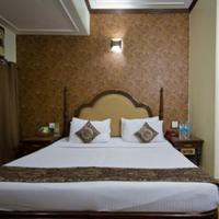 Двухместный (Улучшенный двухместный номер с 1 кроватью) отеля Hotel Sunstar Grand, Нью-Дели