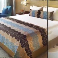 Двухместный (Luxury King Room,20% discount on food & Soft Beverages) отеля Taj City Centre Gurugram, Гургаон