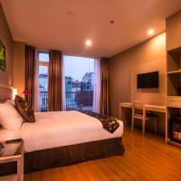 Двухместный (Двухместный номер Делюкс «Премьер» с 1 кроватью) отеля GK Central Hotel, Хошимин