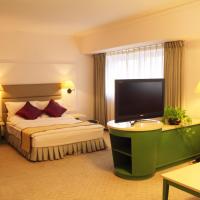 Двухместный (Mainland Chinese Citizen Only - Business Executive Double Room) отеля The North Garden Hotel, Пекин