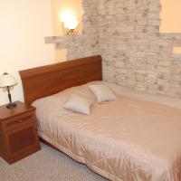 Отель Паддок