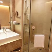 Двухместный (Стандартный двухместный номер с 1 кроватью или 2 отдельными кроватями) отеля Guangzhou Baiyun International Convention Center, Гуанчжоу