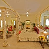 Двухместный (Люкс) отеля The Raj Palace (Small Luxury Hotels of the World), Джайпур