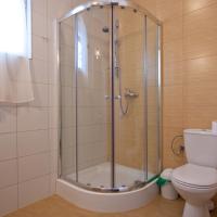 Двухместный (Стандартный двухместный номер с 1 кроватью и общей ванной комнатой) семейного отеля Willa Strumyk Hotel with garden, Закопане