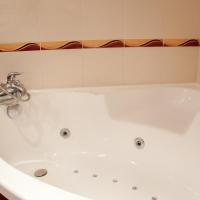 Четырехместный (Двухуровневый номер для 4 человек с видом на море) отеля Hotel Kyriad Saint Malo Centre Plage, Сен-Мало