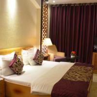 Двухместный (Emperor Room) отеля Hotel Emperor Palms at Karol Bagh, Нью-Дели