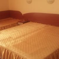 Трехместный (Трехместный номер с балконом) отеля Hotel Mimosa, Царево (Южный регион)