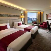 Трехместный (Classic Twin Room with Skyline Harbour View) отеля InterContinental Grand Stanford Hong Kong, Гонконг (город)