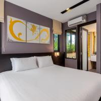 Сьюит (Полулюкс) курортного отеля The Charm Resort Phuket, Пхукет