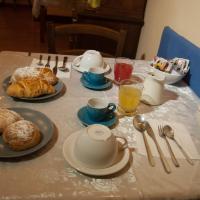 Одноместный (Одноместный номер) отеля Monteoliveto Bed & Breakfast, Неаполь