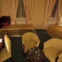 Двухместный (Двухместный номер с 2 отдельными кроватями и дополнительной кроватью) отеля Hotel Europa, Попрад