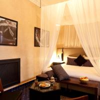 Сьюит (Полулюкс) отеля Hotel & Spa Riad El Walaa, Марракеш