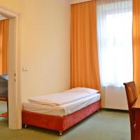 Семейный (Семейный номер (для 2 взрослых и 2 детей)) отеля Hotel Altwienerhof, Вена