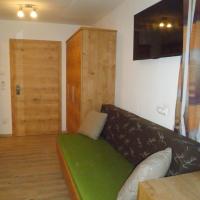 Трехместный (Трехместный номер с балконом или террасой) гостевого дома Pension Ballwein, Зальцбург