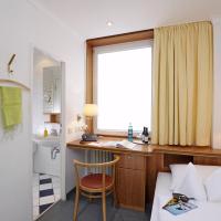 Одноместный (Одноместный номер эконом-класса) отеля Hotel Baseler Hof, Гамбург
