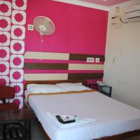 Двухместный (Двухместный номер Делюкс с 1 кроватью) гостевого дома Just Guest House, Ченнаи