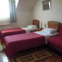 Трехместный (Трехместный номер) отеля Hotel Sucevic Garni, Белград