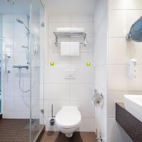 Двухместный (Номер с кроватью размера "king-size" - Для некурящих) отеля Holiday Inn Berlin City East Side, Берлин