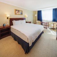 Сьюит (Люкс Courtyard) отеля Athenee Palace Hilton Bucharest, Бухарест