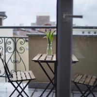 Двухместный (Двухместный номер с 2 отдельными кроватями и балконом) хостела Hostel Flamingo, Лодзь