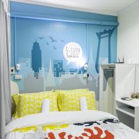 Сьюит (Люкс с 3 спальнями) хостела I-Sleep Silom Hostel, Бангкок