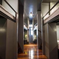 Номер (Кровать в общем 8-местном номере для мужчин и женщин) хостела Here Hostel Bangkok, Бангкок