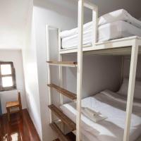 Двухместный (Бюджетный двухместный номер с 2 отдельными кроватями) хостела Here Hostel Bangkok, Бангкок