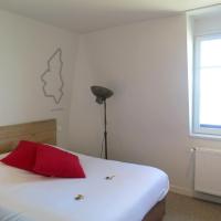 Двухместный (Двухместный номер с 1 кроватью и окнами на юг) отеля Hôtel Ar Iniz, Сен-Мало