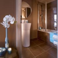 Апартаменты (Улучшенные апартаменты с 2 спальнями (для 4 человек)) отеля Hotel Le Taos, Тинь