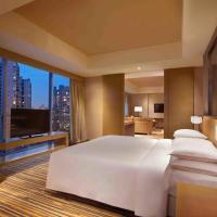 Сьюит (Люкс с кроватью размера «king-size») отеля Hyatt Regency Chongqing Hotel, Чунцин