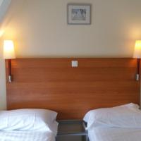 Двухместный (Двухместный номер с 1 кроватью или 2 отдельными кроватями и собственной ванной комнатой) отеля Hotel Isis, Амстердам