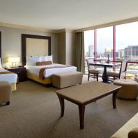 Сьюит (Номер Делюкс с 2 кроватями размера «queen-size» и видом на бульвар Стрип — Masquerade Tower — Для некурящих) курортного отеля Rio All-Suite Hotel & Casino, Лас-Вегас