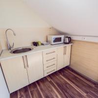 Семейный (Номер эконом-класса с общей ванной комнатой) гостевого дома Penzion Hviezda, Братислава