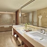 Двухместный (Двухместный номер Делюкс с 2 отдельными кроватями и видом на город) отеля White Swan Hotel, Гуанчжоу