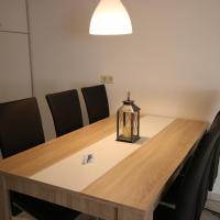 Апартаменты (Апартаменты с 2 спальнями и балконом) гостевого дома Gästehaus Mythos, Руст (Фрайбург)