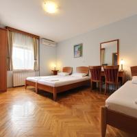 Трехместный (Трехместный номер) отеля Hotel Sucevic Garni, Белград