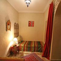 Четырехместный (Улучшенный четырехместный номер) отеля Riad N10, Марракеш