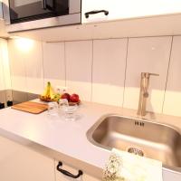 Семейный (Семейный номер с кухней) апарт-отеля Apart Hotel Klimt with terrace, Вена