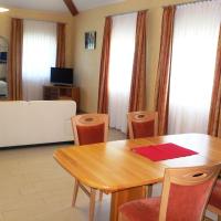 Сьюит (Люкс) отеля Rennhotel am Nürburgring, Бонн