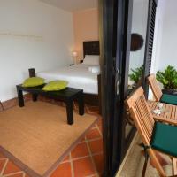 Двухместный (Улучшенный двухместный номер с 1 кроватью) гостевого дома PapaCrab Boutique Guesthouse, Пхукет