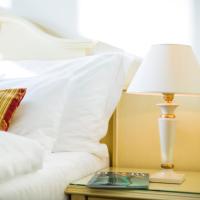 Двухместный (Стандартный двухместный номер с 1 кроватью или 2 отдельными кроватями) отеля Luxury Family Hotel Royal Palace, Прага