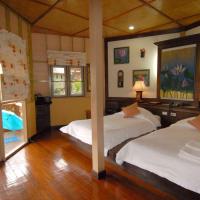 Двухместный (Двухместный номер Делюкс с 1 кроватью или 2 отдельными кроватями и видом на бассейн) курортного отеля Koh Tao Coral Grand Resort, Ко Тао