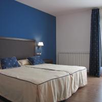 Двухместный (Habitación Individual con vistas a la montaña) отеля Hotel Sesué, Сарагоса