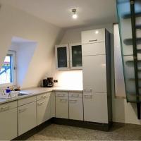 Апартаменты (Роскошные апартаменты, 5 этаж) отеля Hayk Altstadthotel & Appartements, Кельн