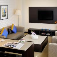 Семейный (Семейный люкс) отеля Hues Boutique Hotel, Дубай