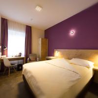 Четырехместный (Четырехместный номер) отеля Hotel Azenberg, Штутгарт