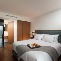 Сьюит (Люкс «Премьер») апарт-отеля Fraser Suites Geneva, Женева